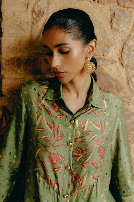 Buy Drishti & Zahabia Green Silk, Crepe Embroidery Collared Kalamkari Print Shirt With Sharara Online at Aza Fashions Buy_Drishti & Zahabia_Green Silk, Crepe Embroidery Collared Kalamkari Print Shirt With Sharara _Online_at_Aza_Fashions
