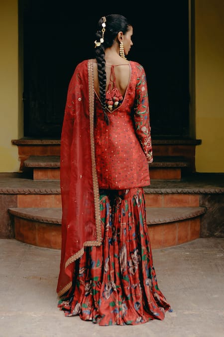 Drishti & Zahabia Hand Embroidered Neck Kurta Sharara Set 