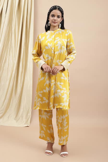 Ewoke Yellow Silk Embroidery Mandarin Collar Thea Floral Print Kurta With Pant