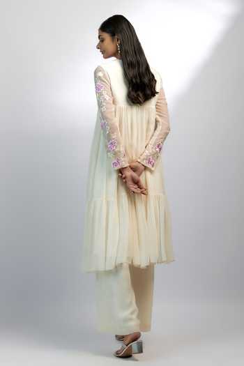 Ewoke_White Georgette Embroidery, Beads V-neck Wallflower Yoke Kurta With Pant _Online_at_Aza_Fashions