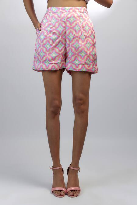 Ewoke White Satin Collared Candyfloss Geometric Print Jacket With Shorts Online at Aza Fashions Ewoke_White Satin Collared Candyfloss Geometric Print Jacket With Shorts _Online_at_Aza_Fashions