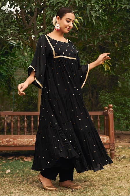 Shop_Almaari By Pooja Patel_Black Chanderi, Silk Mirrors, Pearls Boat Neck Gulmohar Tiered Anarkali Set _at_Aza_Fashions