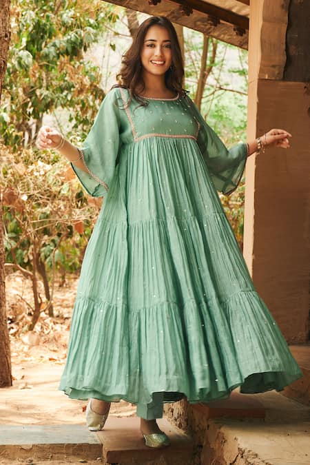 Almaari By Pooja Patel_Green Chanderi, Silk Mirrors, Pearls Boat Gulmohar Embroidered Anarkali Set _Online_at_Aza_Fashions