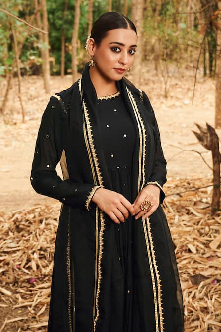 Almaari By Pooja Patel Black Chanderi, Organza, Silk Mirrors, Gulkhaira Embroidered Anarkali Set Online at Aza Fashions Almaari By Pooja Patel_Black Chanderi, Organza, Silk Mirrors, Gulkhaira Embroidered Anarkali Set _Online_at_Aza_Fashions