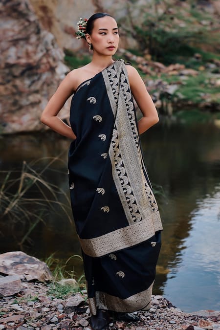 Shop The Whole Nine Yards Black Silk Hima Geometric Border Woven Saree With Unstitched Blouse Piece at Aza Fashions Shop_The Whole Nine Yards_Black Silk Hima Geometric Border Woven Saree With Unstitched Blouse Piece _at_Aza_Fashions
