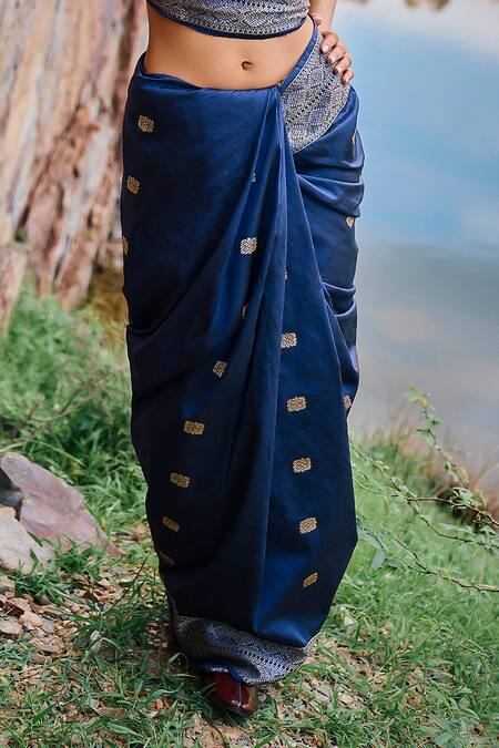 The Whole Nine Yards Blue Silk Embroidery Floral Border Woven Saree With Unstitched Blouse Piece Online at Aza Fashions The Whole Nine Yards_Blue Silk Embroidery Floral Border Woven Saree With Unstitched Blouse Piece _Online_at_Aza_Fashions