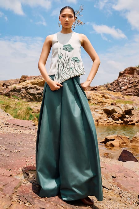 The Whole Nine Yards Green Katan Silk Embroidery French Knots Hana Panelled Top And Flared Pant Set 