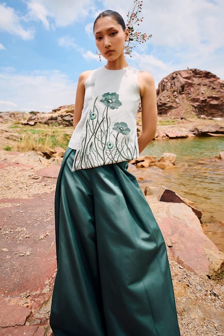 Shop The Whole Nine Yards Green Silk Embroidery Round Neck Hana Panelled Top And Flared Pant Set at Aza Fashions Shop_The Whole Nine Yards_Green Silk Embroidery Round Neck Hana Panelled Top And Flared Pant Set _at_Aza_Fashions