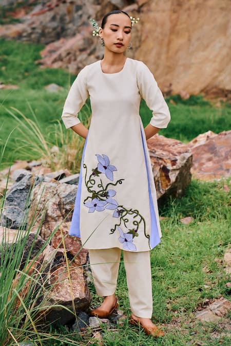 The Whole Nine Yards Off White Chiniya Silk Embroidery Kusuma Wildflower Kurta And Luit Pant Set 