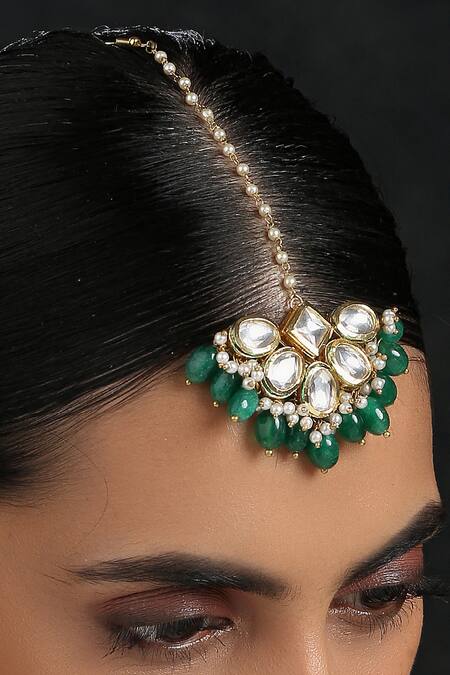 Paisley Pop Green Kundan And Bead Embellished Maangtikka Online at Aza Fashions Paisley Pop_Green Kundan And Bead Embellished Maangtikka _Online_at_Aza_Fashions