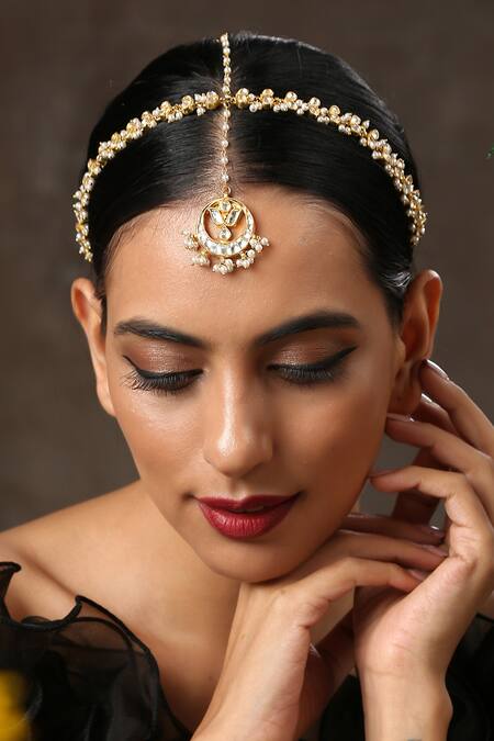 Paisley Pop Gold Plated Pearls Kundan Embellished Mathapatti Online at Aza Fashions Paisley Pop_Gold Plated Pearls Kundan Embellished Mathapatti _Online_at_Aza_Fashions