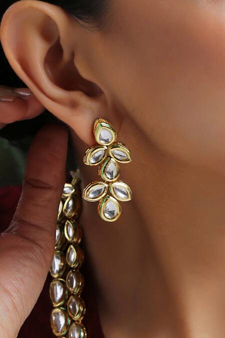 Paisley Pop Gold Plated Diamonds, Stones Kundan Encrusted Necklace Set Online at Aza Fashions Paisley Pop_Gold Plated Diamonds, Stones Kundan Encrusted Necklace Set _Online_at_Aza_Fashions