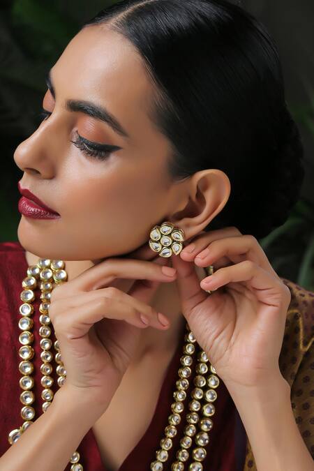 Buy Paisley Pop Gold Plated Diamonds, Stones Kundan Embellished Layered Necklace Set Online at Aza Fashions Buy_Paisley Pop_Gold Plated Diamonds, Stones Kundan Embellished Layered Necklace Set _Online_at_Aza_Fashions