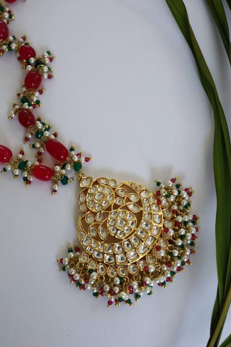 Buy_Paisley Pop_Red Kundan Embellished Pendant Necklace 