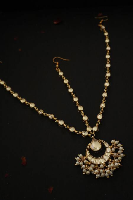 Paisley Pop_Gold Plated Pearls, Crystals Embellished Mathapatti _at_Aza_Fashions