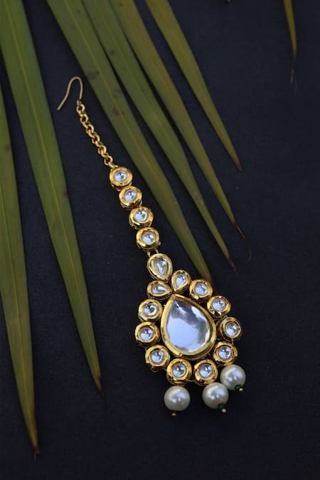 Paisley Pop Tear Drop Shaped Maangtikka 