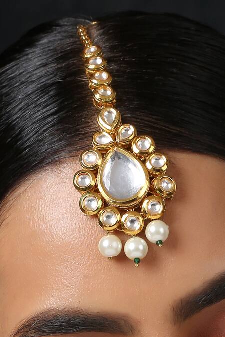 Paisley Pop_Gold Plated Tear Drop Shaped Maangtikka _Online_at_Aza_Fashions