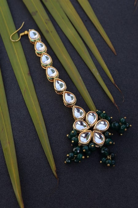 Paisley Pop Flower Shaped Maangtikka 