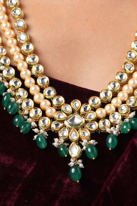 Paisley Pop_Green Floral Carved Kundan Embellished Necklace _Online_at_Aza_Fashions