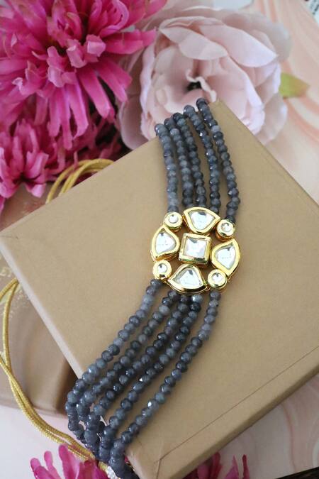 Paisley Pop_Grey Floral Carved Centre Choker _Online_at_Aza_Fashions