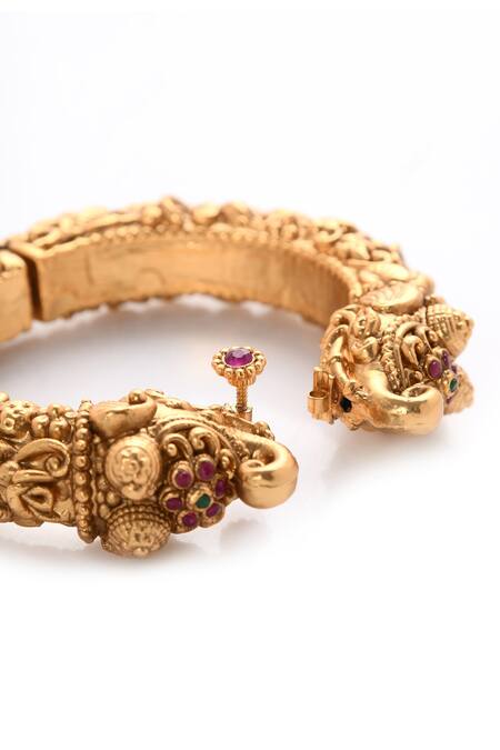 Buy_Paisley Pop_Gold Plated Embroidery, Stones Temple Work Embossed Bangle 