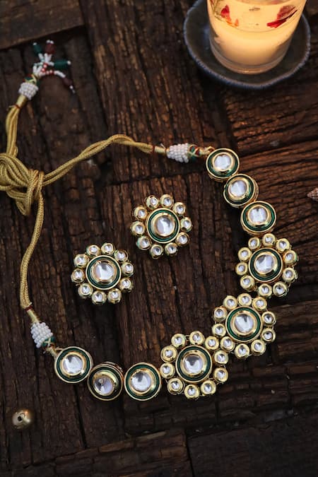Paisley Pop Floral Cutwork Choker Set 