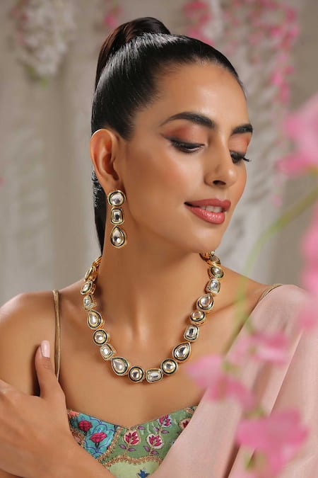 Buy Paisley Pop Gold Plated Diamonds, Stones Geometric Carved Necklace Set Online at Aza Fashions Buy_Paisley Pop_Gold Plated Diamonds, Stones Geometric Carved Necklace Set _Online_at_Aza_Fashions