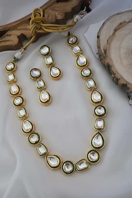 Buy Paisley Pop Gold Plated Diamonds, Stones Geometric Carved Necklace Set Buy_Paisley Pop_Gold Plated Diamonds, Stones Geometric Carved Necklace Set