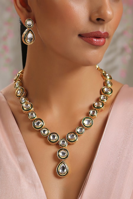 Buy Paisley Pop Gold Plated Diamonds, Stones Geometric Carved Kundan Necklace Set Online at Aza Fashions Buy_Paisley Pop_Gold Plated Diamonds, Stones Geometric Carved Kundan Necklace Set _Online_at_Aza_Fashions