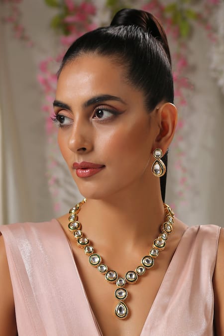 Shop Paisley Pop Gold Plated Diamonds, Stones Geometric Carved Kundan Necklace Set Online at Aza Fashions Shop_Paisley Pop_Gold Plated Diamonds, Stones Geometric Carved Kundan Necklace Set _Online_at_Aza_Fashions