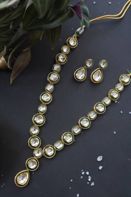 Paisley Pop Gold Plated Diamonds, Stones Geometric Carved Kundan Necklace Set at Aza Fashions Paisley Pop_Gold Plated Diamonds, Stones Geometric Carved Kundan Necklace Set _at_Aza_Fashions