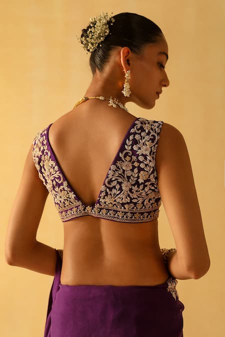 Sheetal Batra_Purple Organza, Ramie, Embroidery V-neck Hannah Saree With Blouse _at_Aza_Fashions