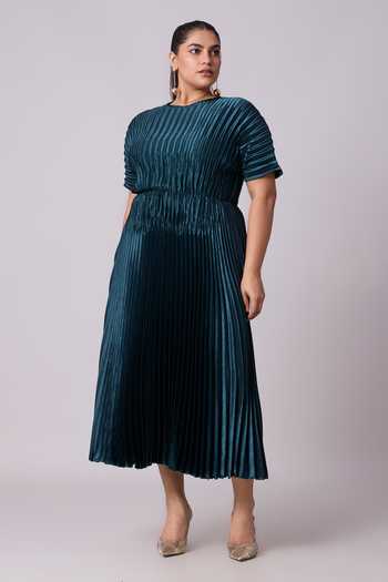Buy Green Polyester Boat Neck Ivana Pleated Midi Dress For Women by Scarlet  Sage Online at Aza Fashions.