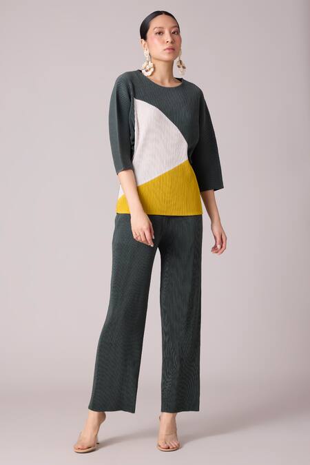 Buy_Scarlet Sage_Green Polyester Round Neck Parker Abstract Print Top And Pant Set