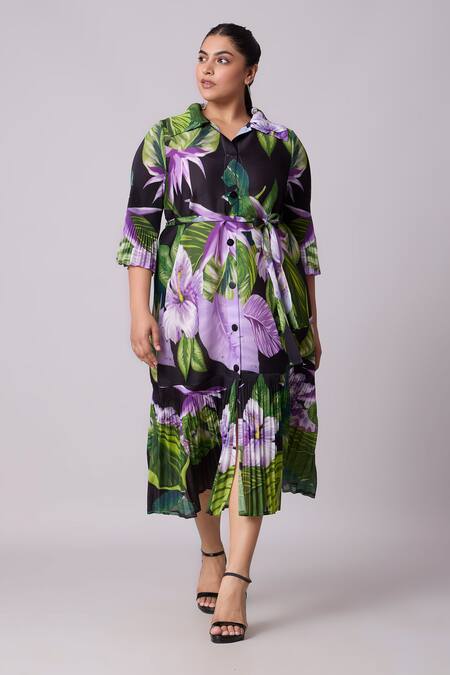 Scarlet Sage_Black Polyester Collared Betsy Floral Print Dress With Belt _at_Aza_Fashions