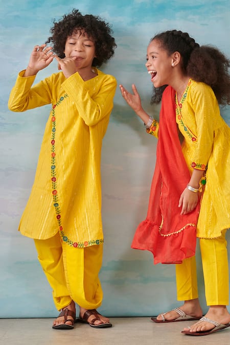Buy_Cute Couture_Yellow Cotton, Silk Embroidery Floral Asymmetric Kurta With Dhoti Pant 