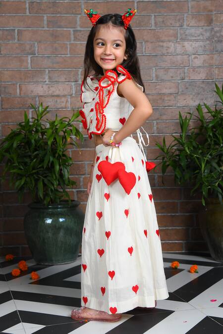 Buy_APRICOTKIDS_Off White Cotton Embroidery Heart Thread Lehenga With Blouse _Online_at_Aza_Fashions