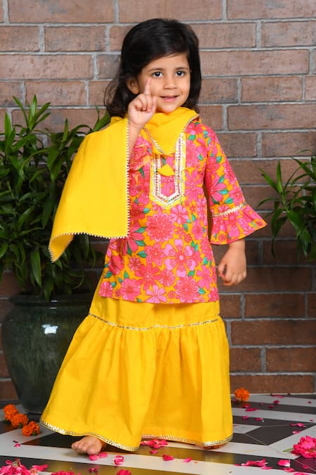 APRICOTKIDS Floral Blossom Print Kurta Lehenga Set 