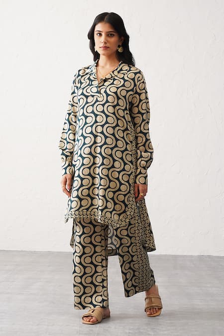 Buy_Seven_Gold Collared Ami Printed Kurta And Pant Co-ord Set