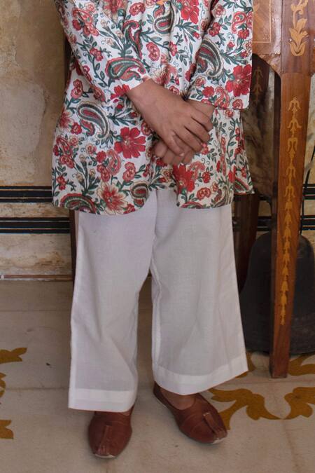 Buy_Laadlo_Maroon Indian Cotton Print Sadabahaar Kurta With Pant_Online_at_Aza_Fashions