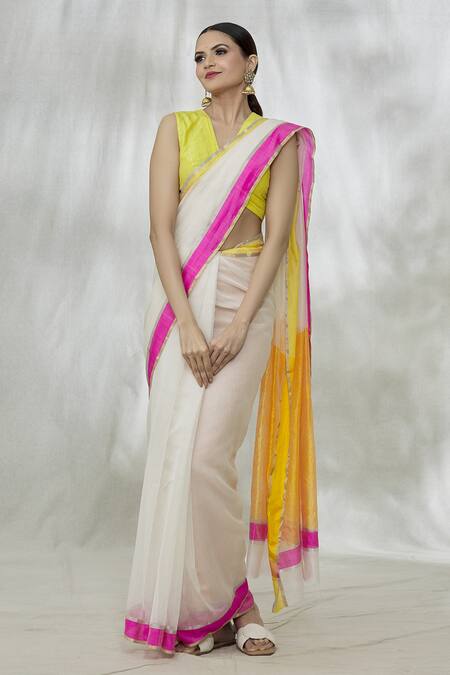 Mint N Oranges_White Handloom Cotton, Chanderi Handwoven Saree With Unstitched Blouse Fabric_Online_at_Aza_Fashions
