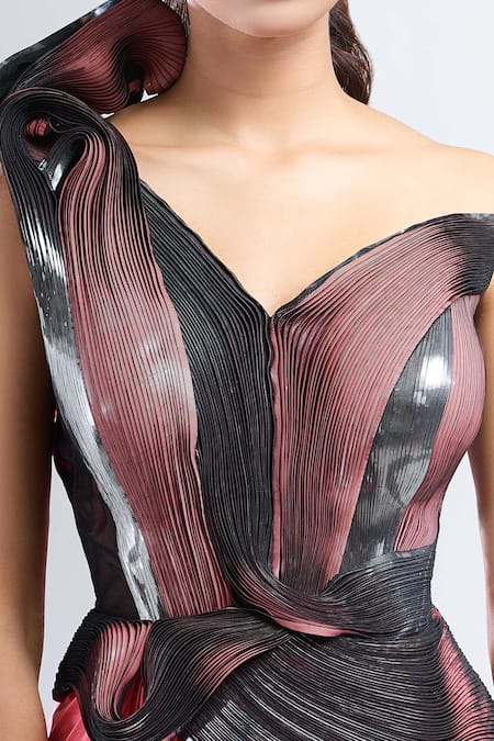 Buy_Amit Aggarwal_Coral Jersey Metallic Thread Asymmetric Moulded Structured Gown 