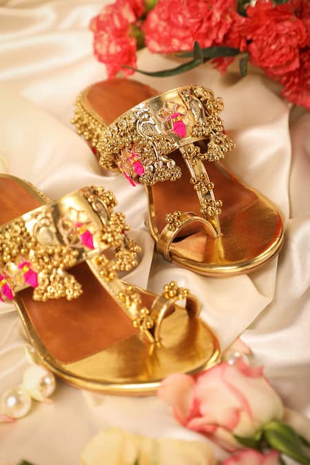 5elements_Gold Gota Patti Atalanta Bird Motif Ghungroo Kolhapuri Sandals _Online_at_Aza_Fashions