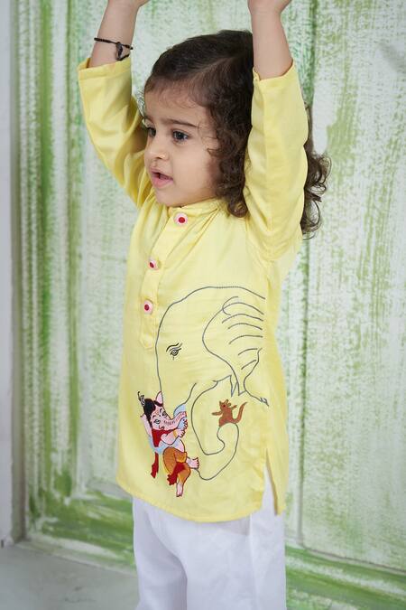 Vivedkids_Yellow Cotton Embroidery Ganesha Kurta _Online_at_Aza_Fashions