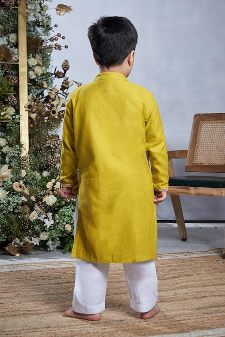 Vivedkids Sequin Embellished Kurta With Pant 
