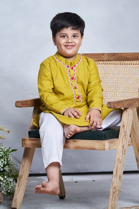 Shop_Vivedkids_Yellow Cotton Pearls, Sequins Embellished Kurta With Pant _Online_at_Aza_Fashions