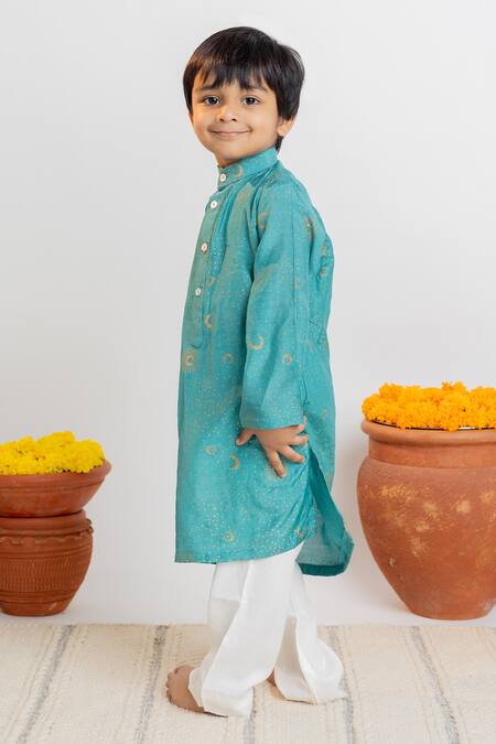 MR Brat Blue Muslin, Cotton Embroidery Moon Print Straight Kurta With Pant Online at Aza Fashions MR Brat_Blue Muslin, Cotton Embroidery Moon Print Straight Kurta With Pant _Online_at_Aza_Fashions