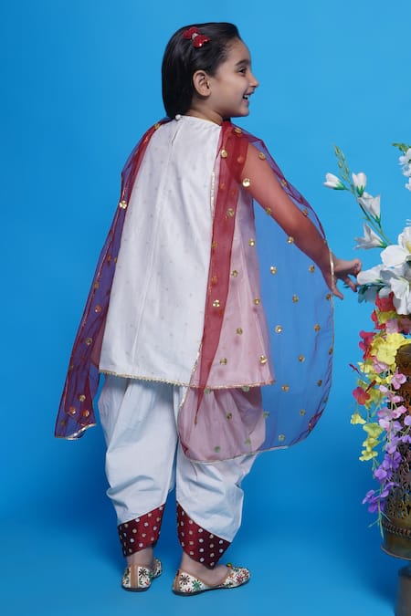 Shop Little Bansi Cream Chanderi Silk, Cotton, Net Embroidery Mini Floral Kurta Salwar Set at Aza Fashions Shop_Little Bansi_Cream Chanderi Silk, Cotton, Net Embroidery Mini Floral Kurta Salwar Set _at_Aza_Fashions