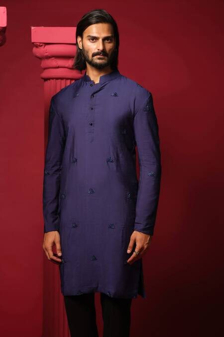 Amrit Dawani_Blue Cotton, Polyester Embroidery Cutpipes Kurta Set With Stole _at_Aza_Fashions