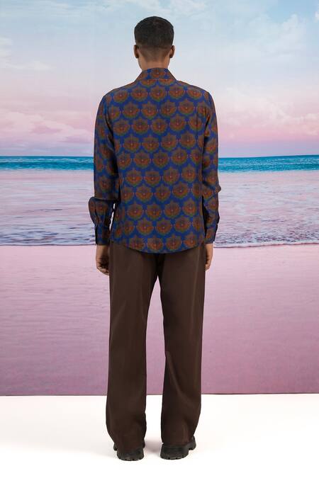 Shop Siddhartha Bansal Brown Linen Solid Straight Trouser at Aza Fashions Shop_Siddhartha Bansal_Brown Linen Solid Straight Trouser _at_Aza_Fashions